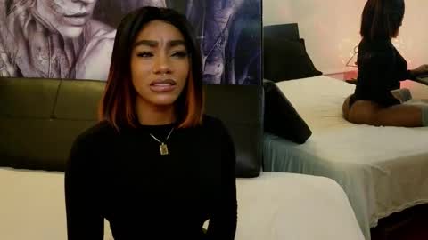 anyelii  online show from January 14, 9:37 am