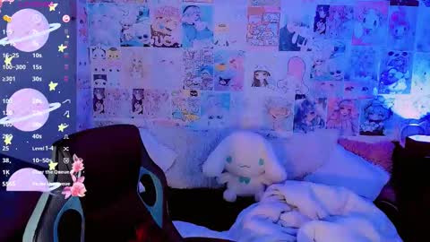 Emely Rous online show from November 5, 1:55 pm