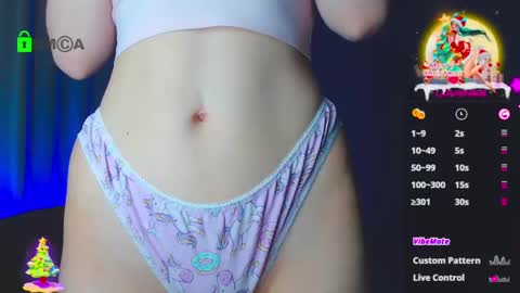 Snapshot of emelycrystal chatting on January 19, 6:31 am Emely online show from January 19, 6:31 am