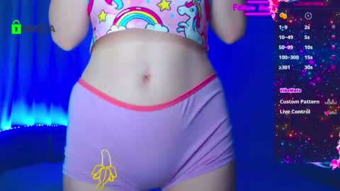 Snapshot of emelycrystal chatting on October 4, 11:58 pm Emely online show from October 4, 11:58 pm