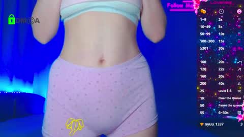 Emely online show from November 19, 3:28 am