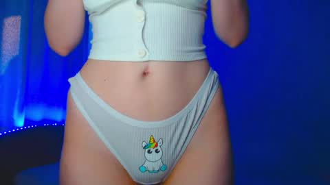 Snapshot of emelycrystal chatting on July 21, 3:42 am Emely online show from July 21, 3:42 am