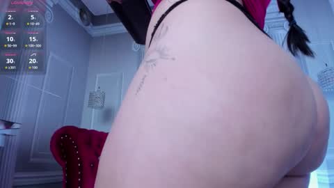 emely ross online show from December 3, 6:50 pm