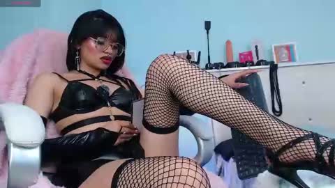 Danna online show from June 11, 2:53 am