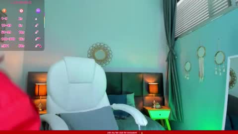 Esmeralda online show from March 4, 12:33 pm