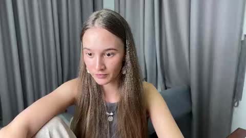 emi__ly online show from March 2, 11:28 am