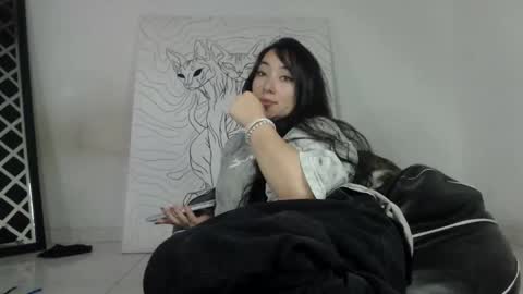 Snapshot of emiantonella_ chatting on November 28, 9:28 pm Antonella online show from November 28, 9:28 pm