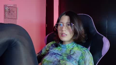     online show from June 12, 2:32 am