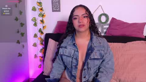 Emily online show from April 27, 12:58 pm