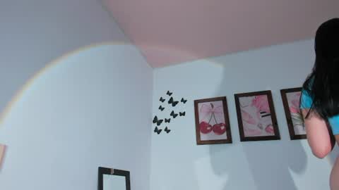 Snapshot of emiily_parkerr chatting on July 24, 11:47 pm Emily online show from July 24, 11:47 pm
