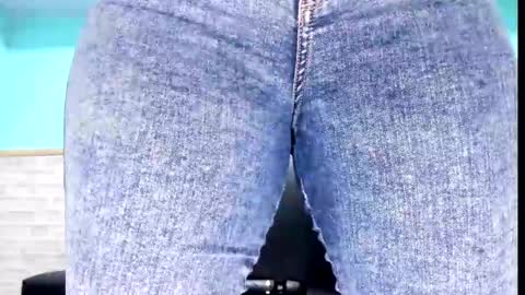 Emily online show from February 28, 5:48 pm