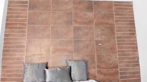 Emily online show from October 31, 11:44 am