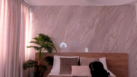 Emily online show from January 15, 12:10 pm