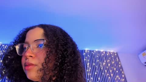   online show from December 12, 7:52 am