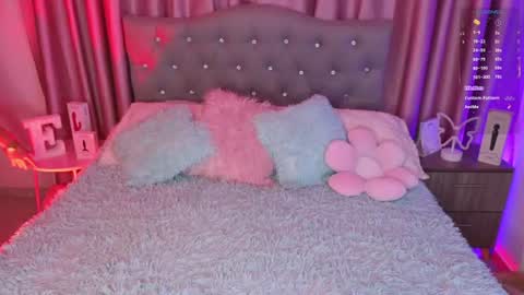 Emily online show from July 7, 2:14 am