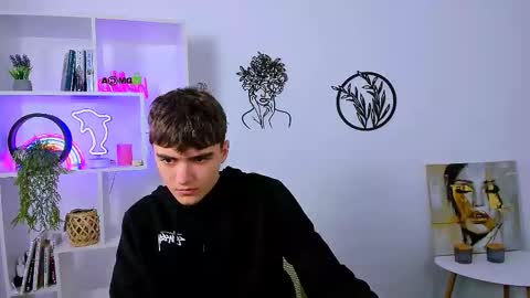 emil_lucky online show from February 7, 10:19 am