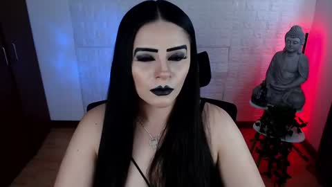 Snapshot of emili_evans_ chatting on July 16, 8:04 pm POWERFULL GODDESS EMILI online show from July 16, 8:04 pm