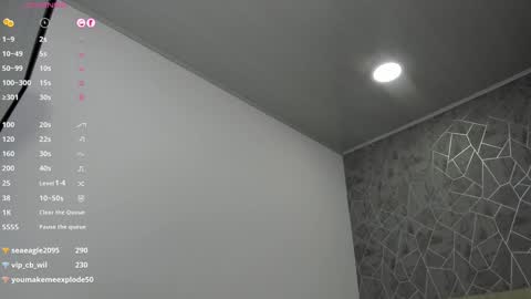 Snapshot of emili_lenus chatting on February 7, 2:26 pm Emili Lenus online show from February 7, 2:26 pm