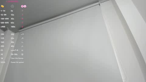 Snapshot of emili_lenus chatting on February 12, 2:32 pm Emili Lenus online show from February 12, 2:32 pm