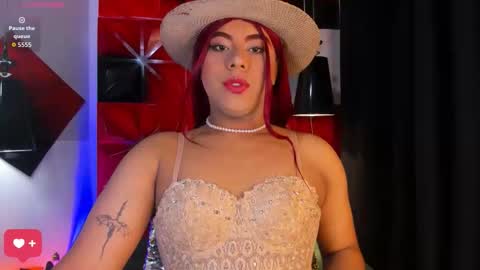 Emili roux online show from October 13, 5:35 pm