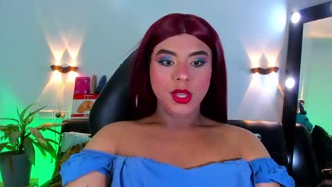 Emili roux online show from July 18, 11:25 am