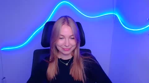 Emilia online show from September 20, 5:30 am