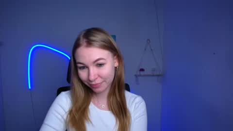 Emilia online show from February 2, 6:45 am