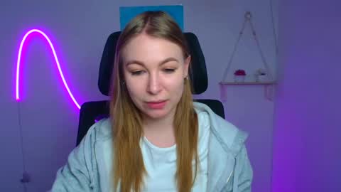 Emilia online show from February 23, 12:24 pm