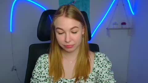 Emilia online show from July 2, 5:57 am