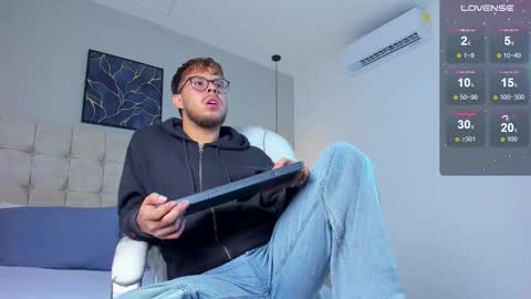 Emi  online show from March 14, 12:32 pm