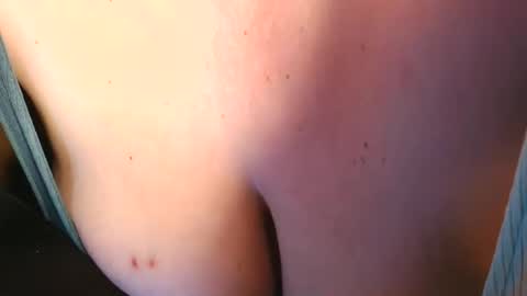 emilie foxx online show from June 14, 2:35 am
