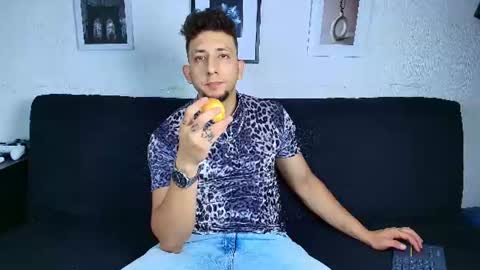 EMILIOCUM online show from July 29, 5:38 am