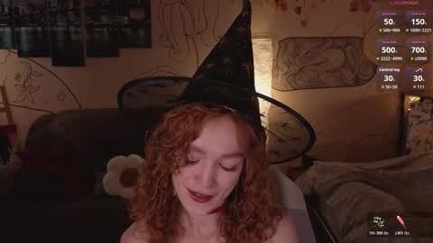 Snapshot of emiliyafox chatting on October 26, 4:13 pm Emi online show from October 26, 4:13 pm