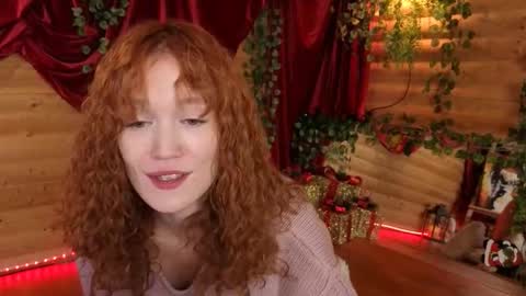 Snapshot of emiliyafox chatting on December 14, 3:28 pm Emi online show from December 14, 3:28 pm