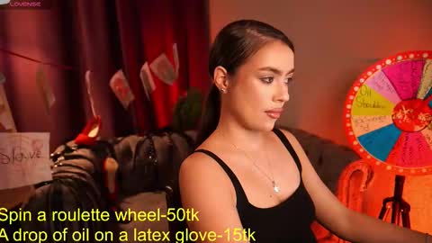 Snapshot of emiliyaroude chatting on September 25, 12:42 pm Emiliya online show from September 25, 12:42 pm