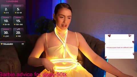 Snapshot of emiliyaroude chatting on November 15, 1:07 pm Emiliya online show from November 15, 1:07 pm