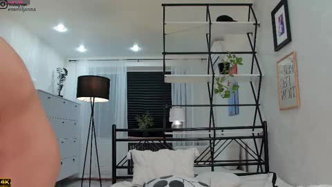 Emiljanna online show from January 12, 4:45 pm