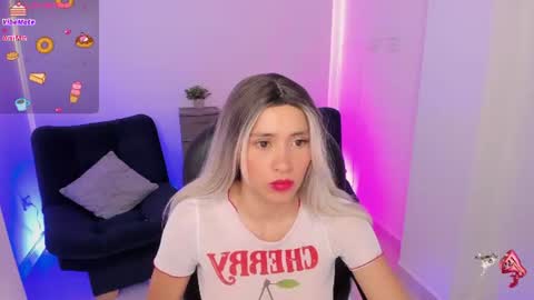 Emily online show from July 19, 9:07 pm