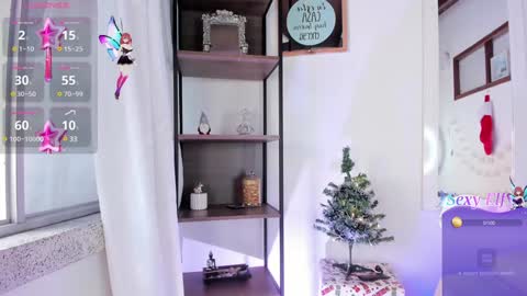Snapshot of emillygonzalez chatting on December 18, 6:57 pm . . online show from December 18, 6:57 pm