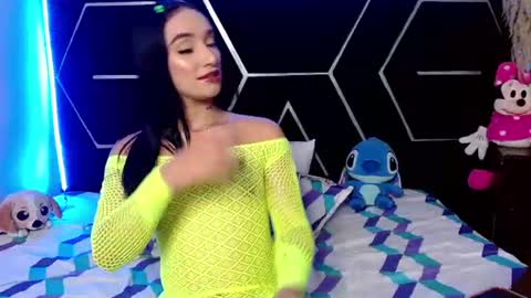 emillystonex online show from June 23, 5:00 pm