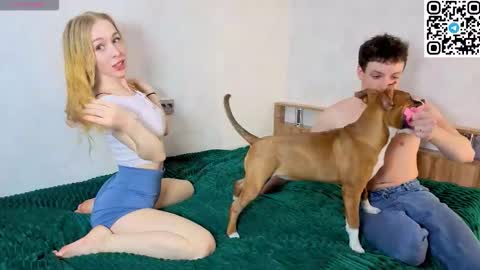 Snapshot of emily0303 chatting on November 17, 5:02 am emily0303 online show from November 17, 5:02 am