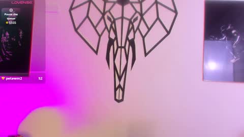 emily_as_ online show from March 6, 12:18 am