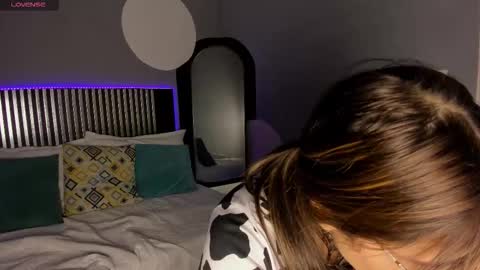              online show from March 5, 8:05 pm