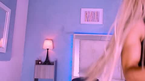 emily_castillo1_ online show from September 18, 5:09 am