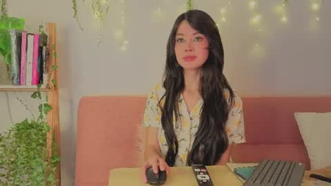 emily_darks_ online show from August 8, 2:57 am