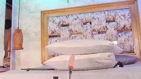 emily_dempsey online show from July 9, 7:18 pm