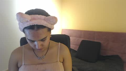 Snapshot of emily_fox_3 chatting on September 12, 3:28 am emily fox 3 online show from September 12, 3:28 am