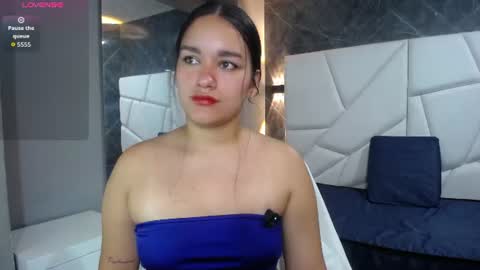 Emily  online show from July 14, 11:27 am