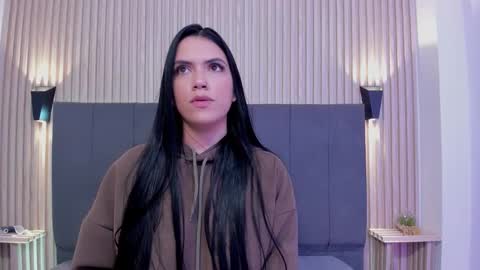 emily_jonhson online show from November 28, 7:16 pm