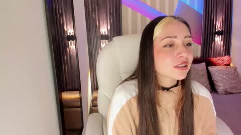 Emily online show from September 22, 2:30 pm